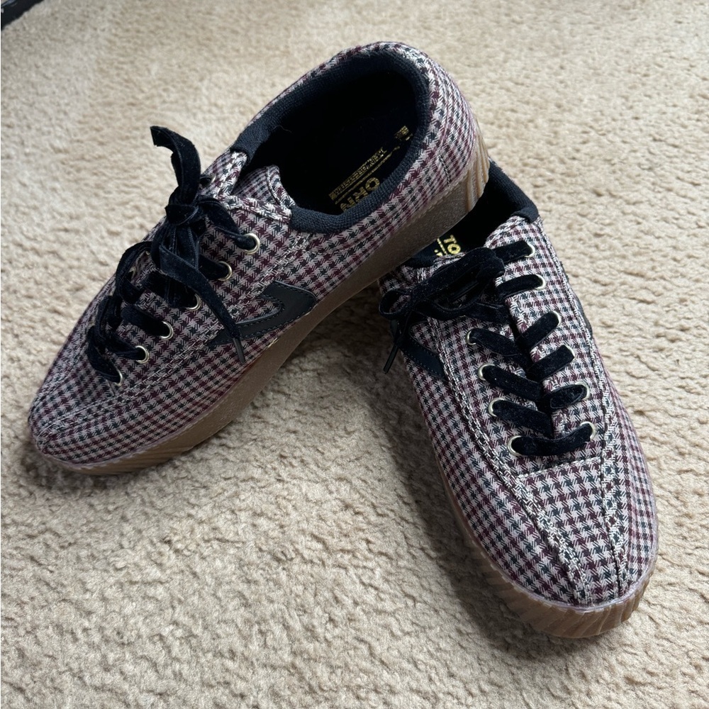 Tretorn plaid velvet lace up sneaker 10